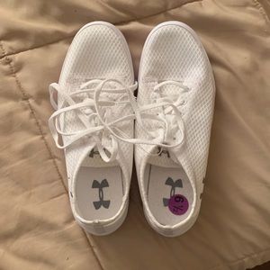 *SOLD* Under Armour Sneakers